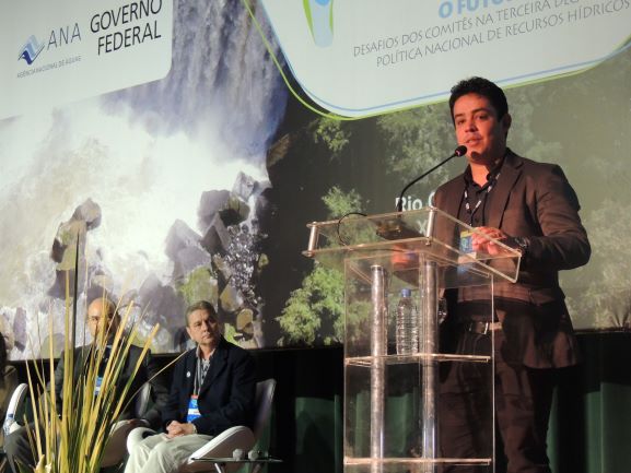 Membro do CBH Paranaíba apresenta resultados de economia de água na indústria