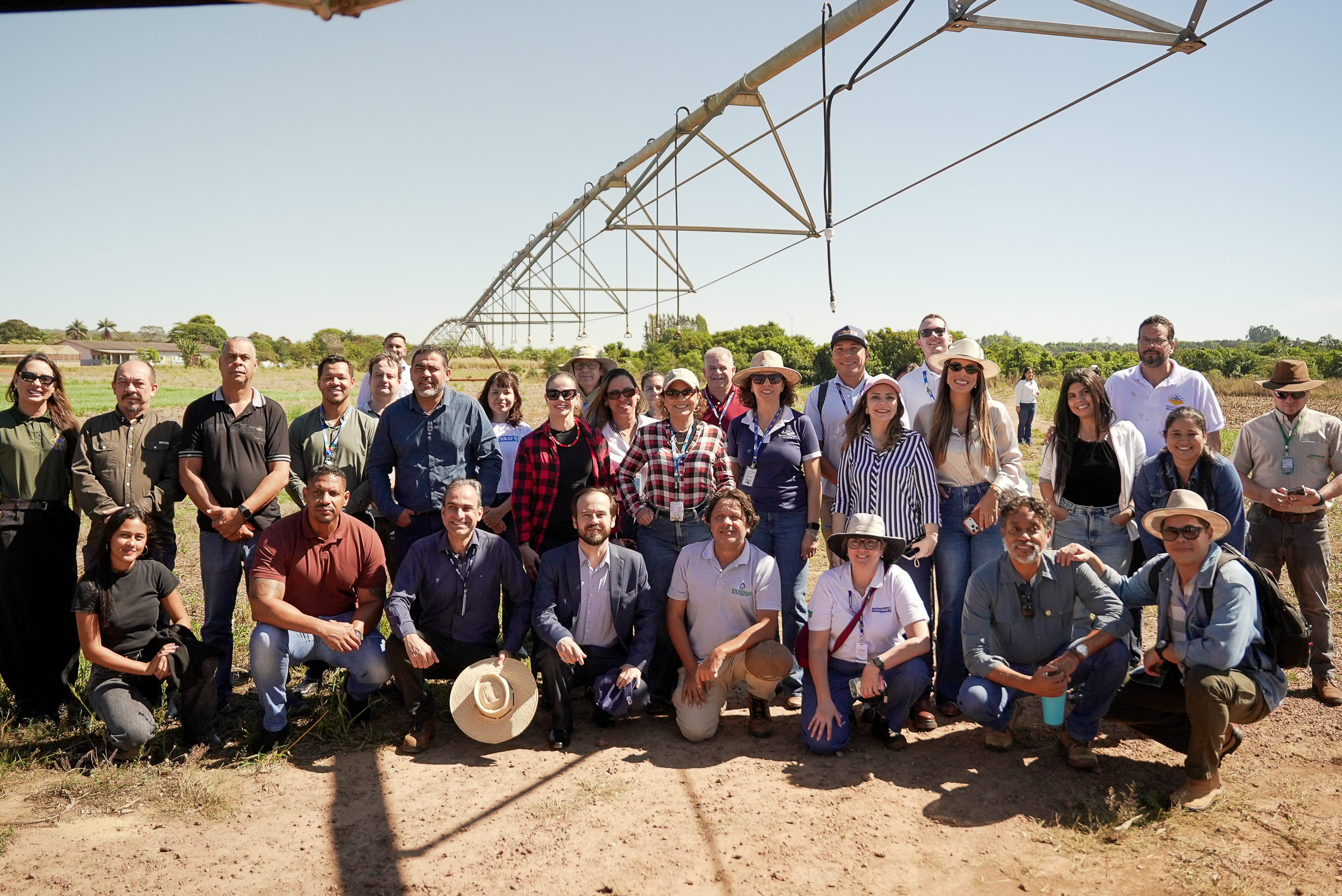 Comitê do Rio Paranaíba encerra participação na 1ª Semana Nacional da Agricultura Irrigada com demonstração de campo do LMI